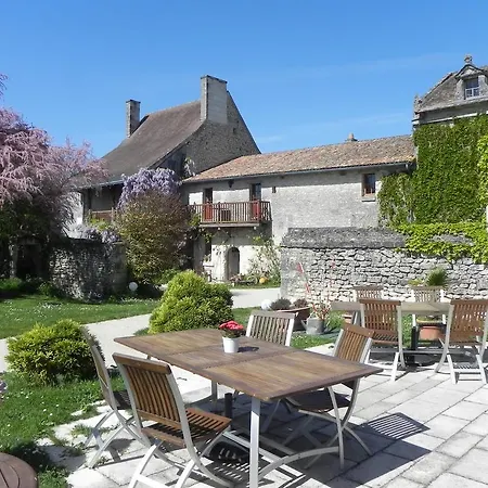 Le Pigeonnier Du Perron