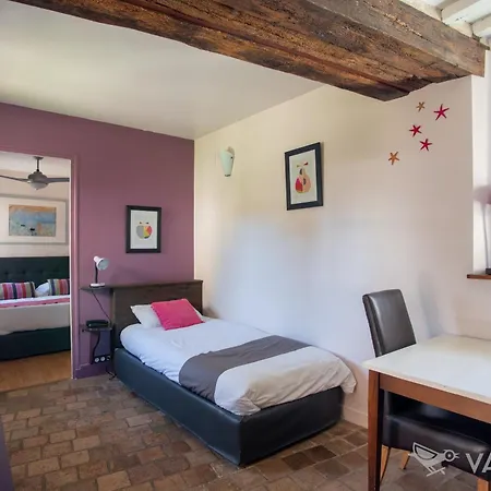 Le Pigeonnier Du Perron Hotel