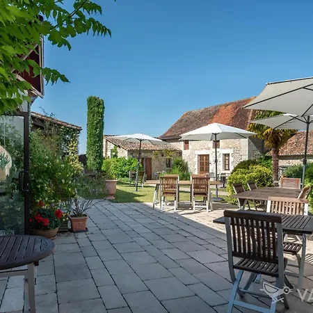 Le Pigeonnier Du Perron