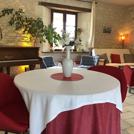 Le Pigeonnier Du Perron