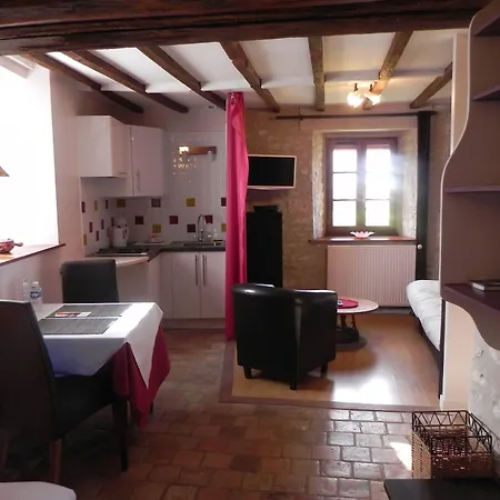 Le Pigeonnier Du Perron 3*