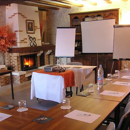 Le Pigeonnier Du Perron