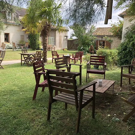 Otel Le Pigeonnier Du Perron 3*