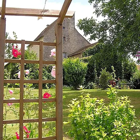 Le Pigeonnier Du Perron