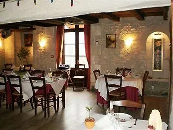 Le Pigeonnier Du Perron