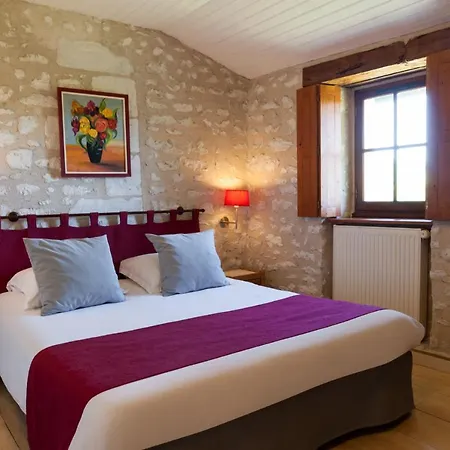 Le Pigeonnier Du Perron Hotel 3*