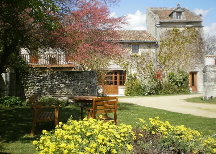 Hotel Le Pigeonnier Du Perron, The Originals Relais Availles-en-Chatellerault