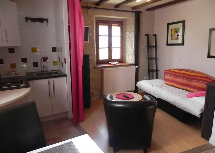 Le Pigeonnier Du Perron, The Originals Relais Hotel 3*