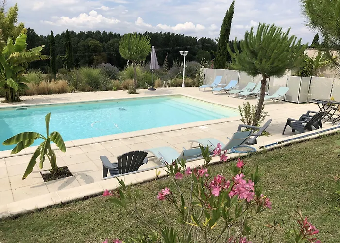 Hotel Le Pigeonnier Du Perron, The Originals Relais